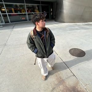 Meet your Posher, Roy